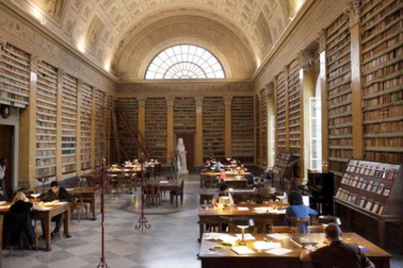  Sampietro presenta il suo libro