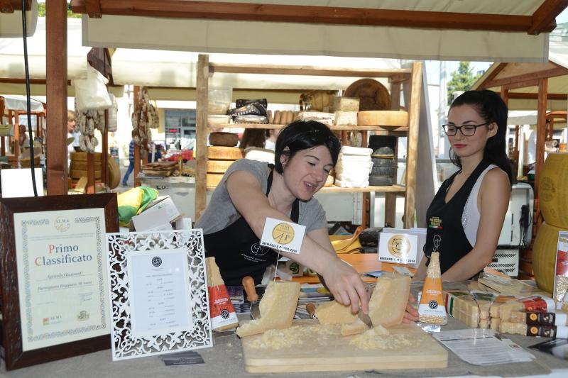 Gola Gola, il programma di oggi