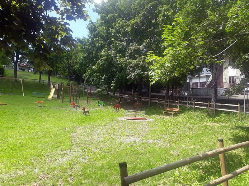 A Cozzano Pineta "Dialet in pineta" 