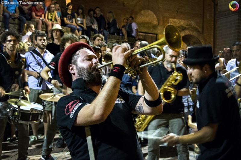 Nuova data del "Summer Stories-Love festival" dedicata a "L'amore vagabondo"