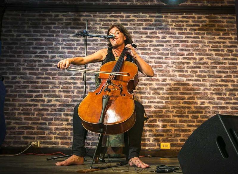 Violoncello e colazione all'alba con Simona Colonna