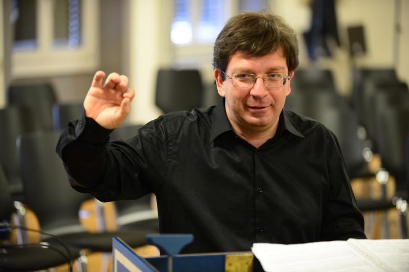 Un personaggio allo specchio