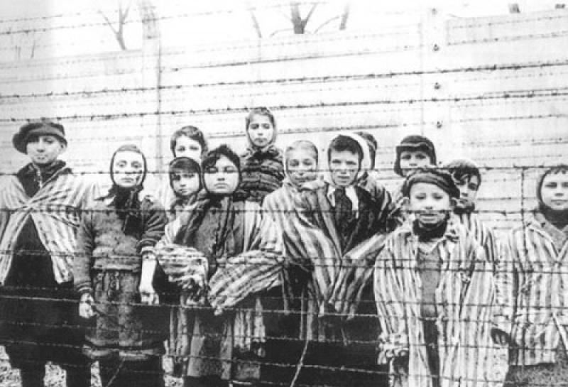 "Perch&egrave; non accada mai pi&ugrave;: ricordiamo"