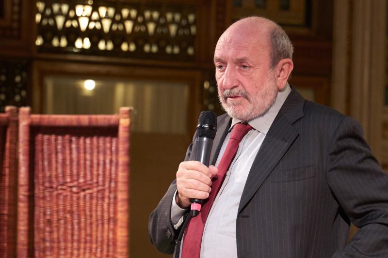 Teatro al Parco: incontro con Galimberti e Faggin sulla natura della consapevolezza, della coscienza e del pensiero