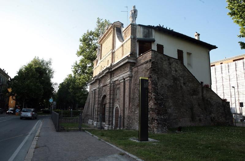 Incontro con lo scrittore Enrico Campofreda