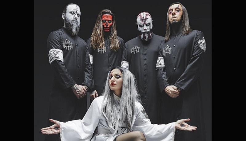 Lacuna Coil la band metal stasera a Festareggio 