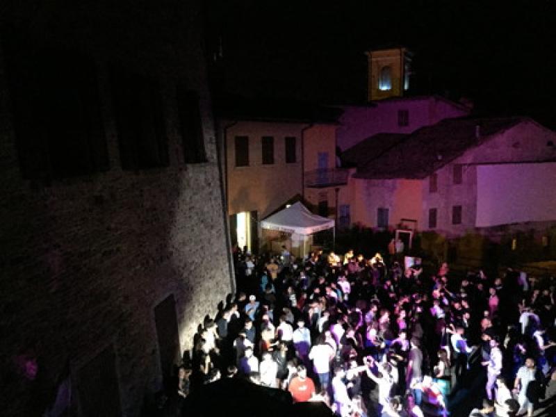 Notte Senza Fine: musica dal vivo e leccornie per tutti