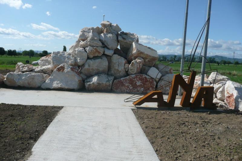 Un monumento al beato don Gnocchi