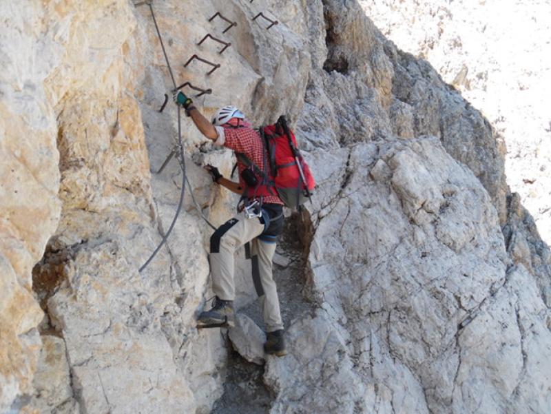 Serata Cai:  montagna, come   affrontare una via  ferrata