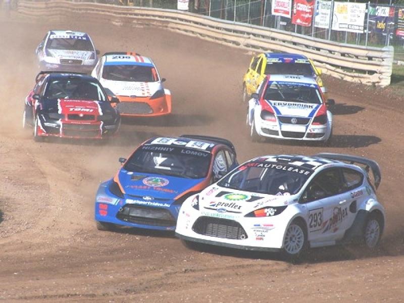 Ottanta piloti per il Campionato Italiano Autocross a Barcaccia