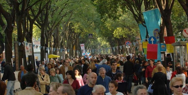 Oggi la festa: bancarelle in  largo 8 Marzo
