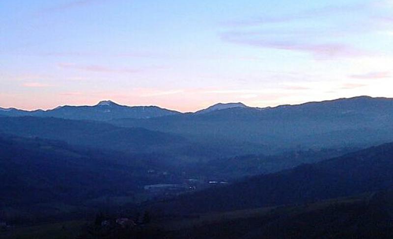 Tramonto al margine di Guardasone: panorami, atmosfere e la leggenda di un fantasma...