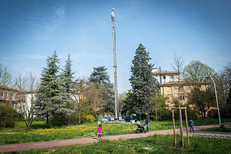 Sotto il portico si parla della Ti-Bre 