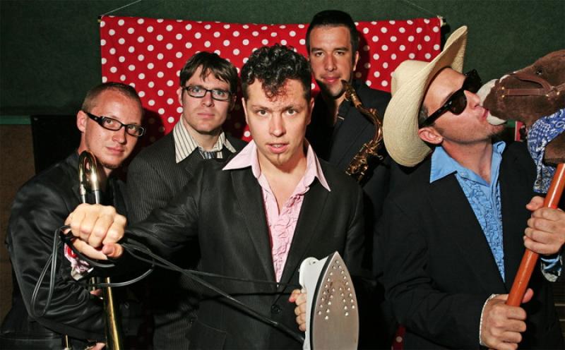 Izzy and The Catastrophics 