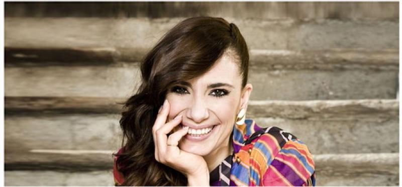 Paola Maugeri presenta il suo nuovo libro di ricette "Las vegans"