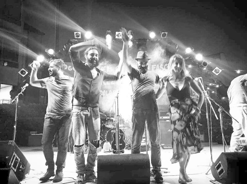 Sabato sera i Tremulaterra alla Corte Glam Chiozzola