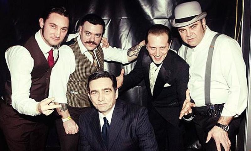 Henry Wolfabilly and the Silvery Moon in concerto 