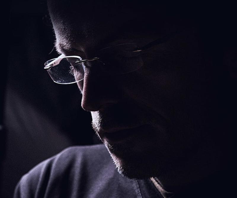 La vita di Steve Jobs in uno spettacolo a Salsomaggiore 