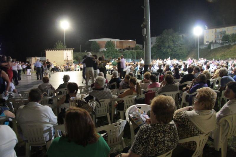 Men&ugrave; "mare e monti" e orchestre: a Marzolara si balla