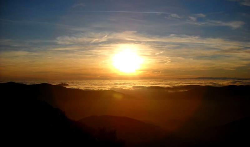 Emozioni in quota sotto le stelle cadenti