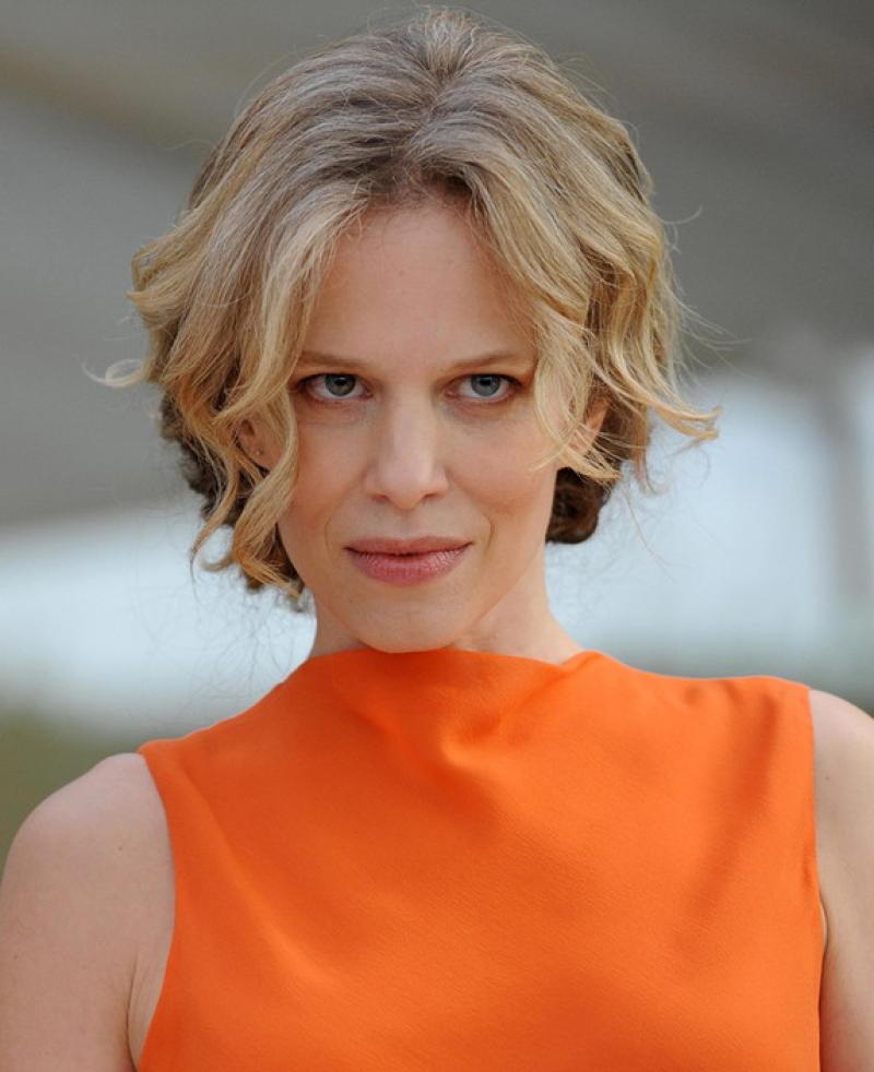 Sonia Bergamasco rilegge  Anna Kar&eacute;nina