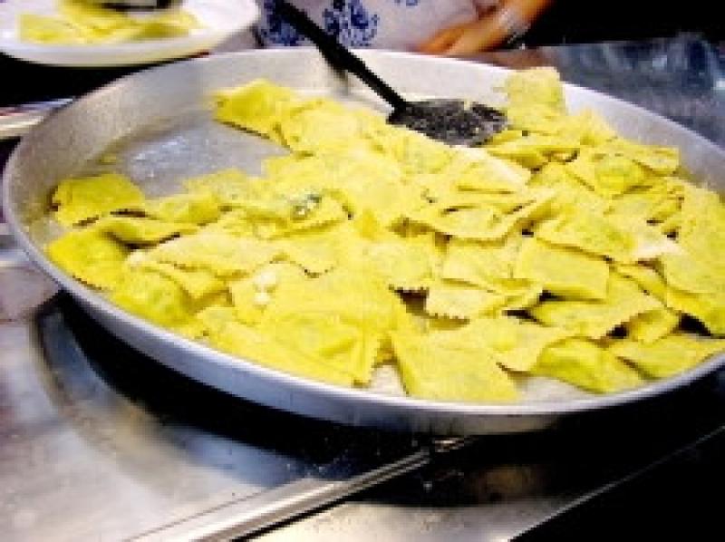 Carzeto, tortelli e musica popolare