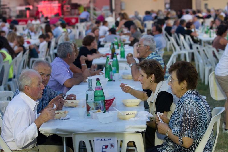Giochi, musica e tortelli: Ravadese fa festa con l'Avis