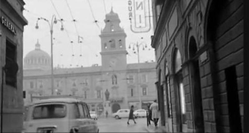 "Poltrone rosse" al Paganini