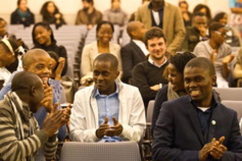 Due scrittori angolani al Federale