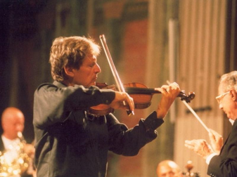 Uto Ughi al Teatro Nuovo di Salso