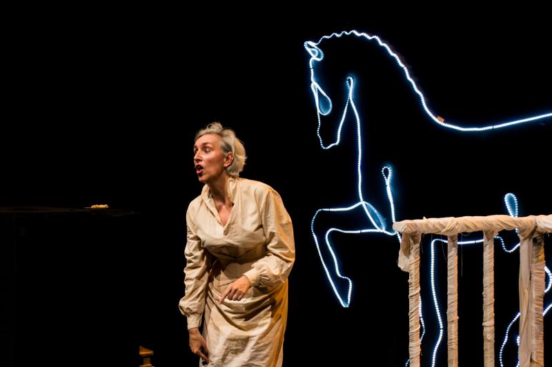 &laquo;Equilibrismi in rosa&raquo;, torna Barbara Bertato  