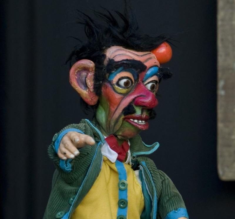 "La favola delle teste di legno&rdquo;