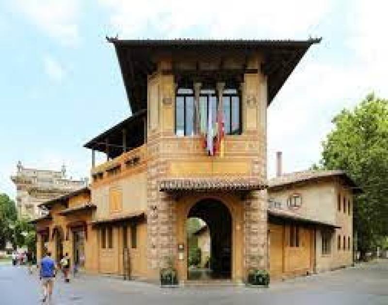 Trekking con i "bizzarri" personaggi salsesi