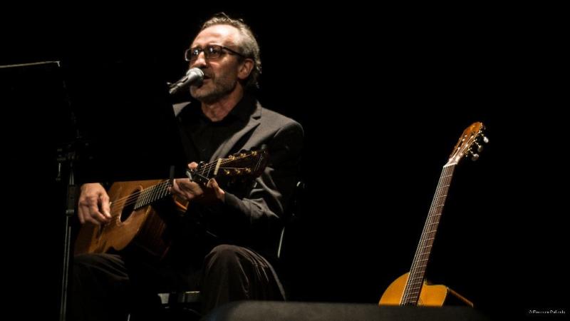  Leonard Cohen, il poeta che cantava le donne