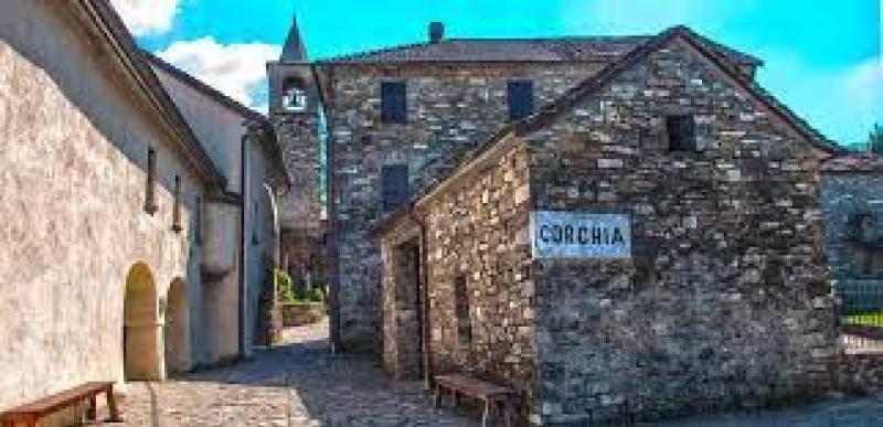 Alla ricerca dei vecchi mulini tra i castagni