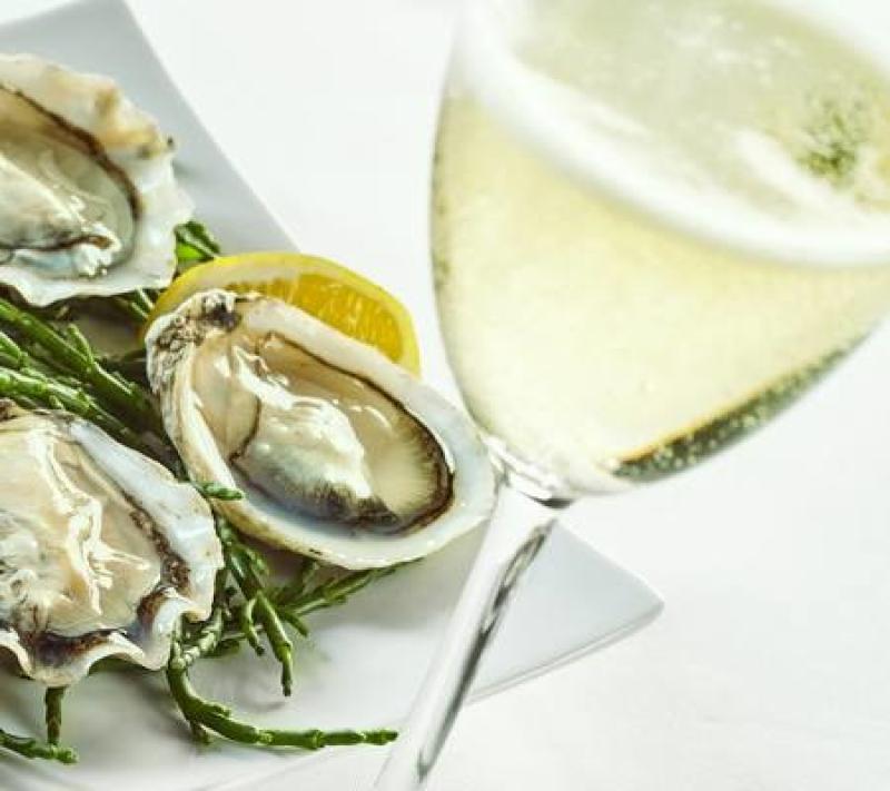 Ostriche e Champagne da Ombre Rosse