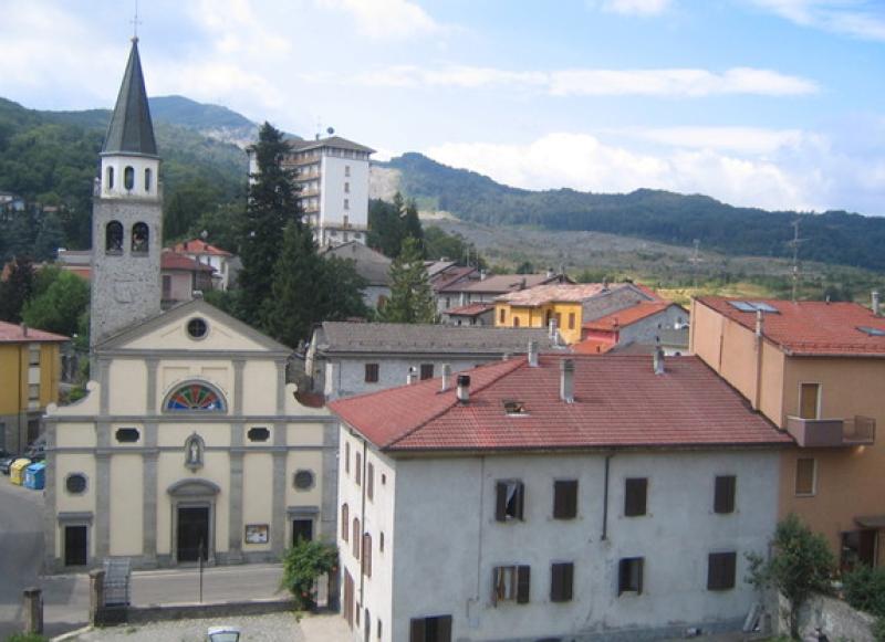 Omaggio al Sacrario dei Caduti