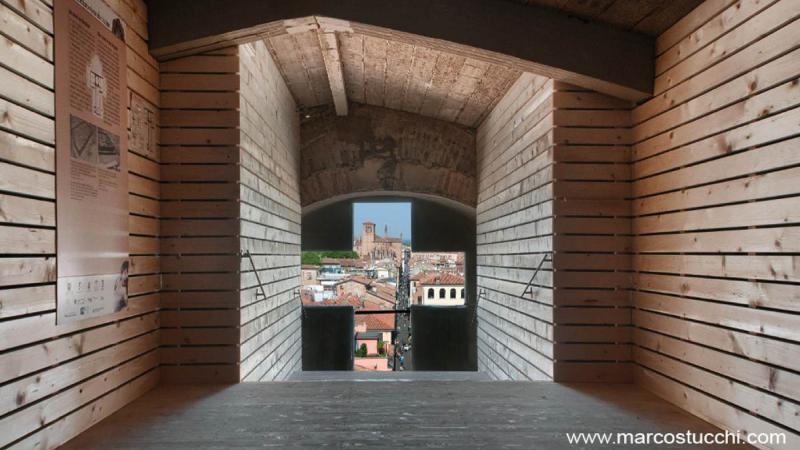 Salita all’affaccio a croce