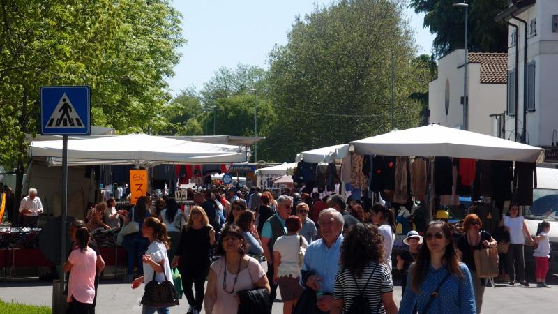 Bancarelle e luna park: torna la Fiera di San Marco a Montecchio