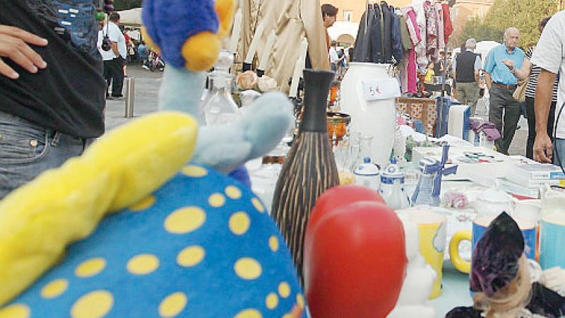 In viale Matteotti torna il mercatino del riuso 