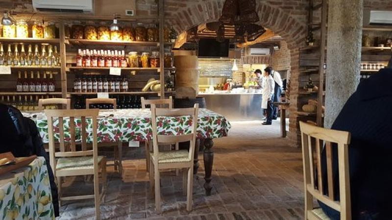  &laquo;Hostaria del maiale&raquo;: la tradizione familiare della Bassa