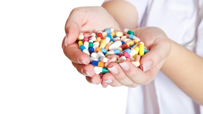 Farmaci contraffatti: domenica un incontro