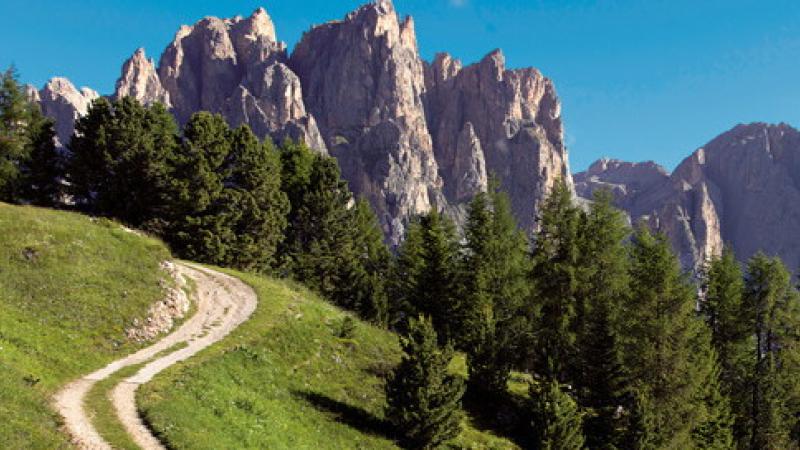  «I 50 sentieri più belli delle dolomiti»