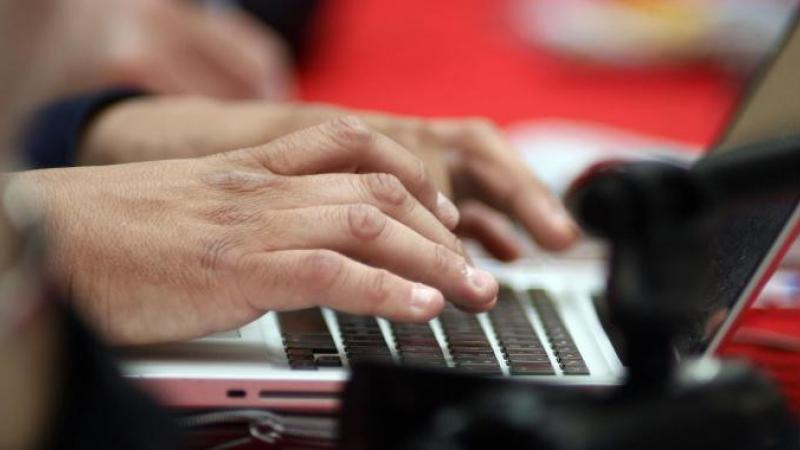 Amore su internet e altri fenomeni