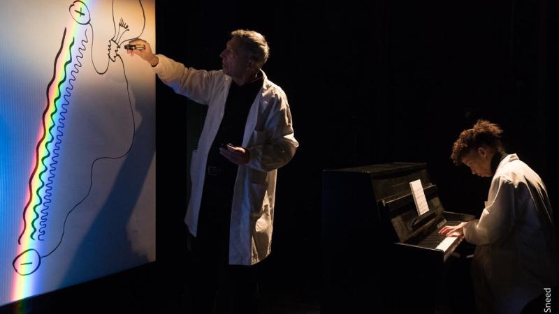 Il teatro e la scienza, due spettacoli per raccontare l&rsquo;uomo nell&rsquo;universo