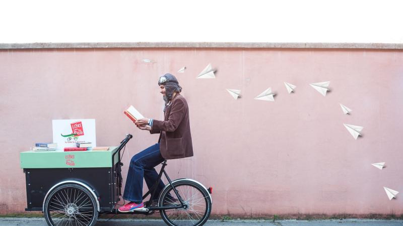 " Libri con le ruote" riprende la sua corsa nei parchi di Parma