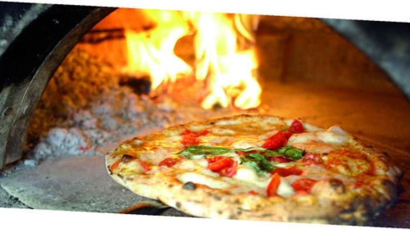 A Cassio tutti pronti per la pizza