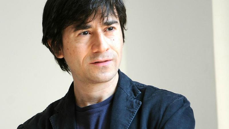 Luigi Lo Cascio interpreta "Il cammino del perdono"