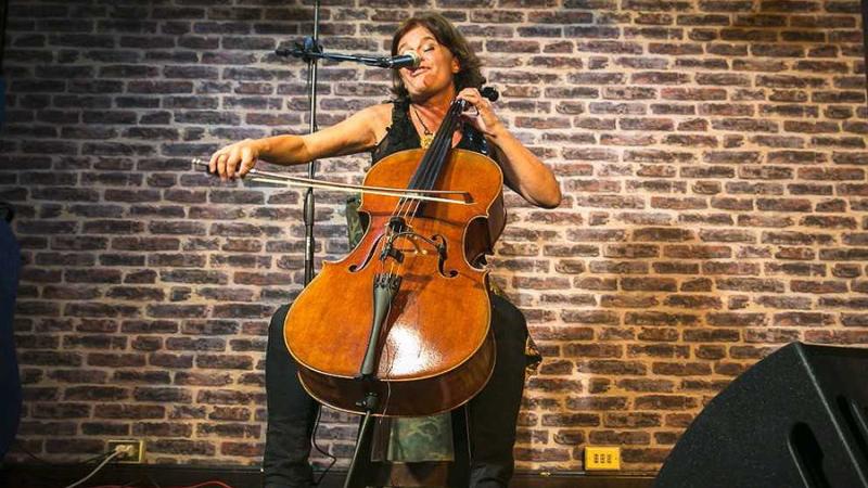 Violoncello e colazione all'alba con Simona Colonna