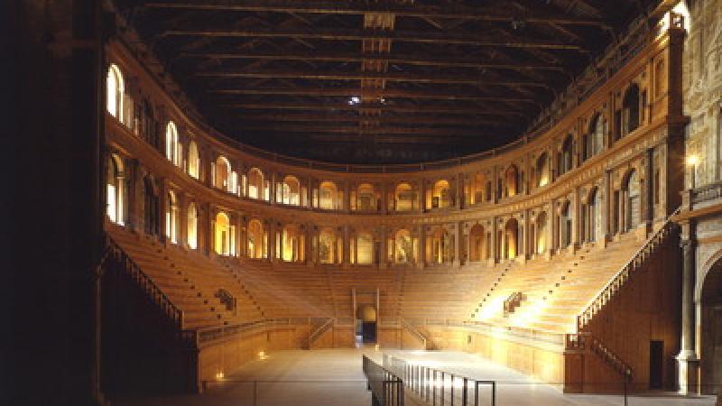 Barbara Voghera  in Hamlet Solo di Lenz